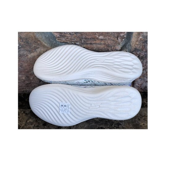 Skechers You Wave - Peaceful Slip-on sneakers - Picture 7 of 8